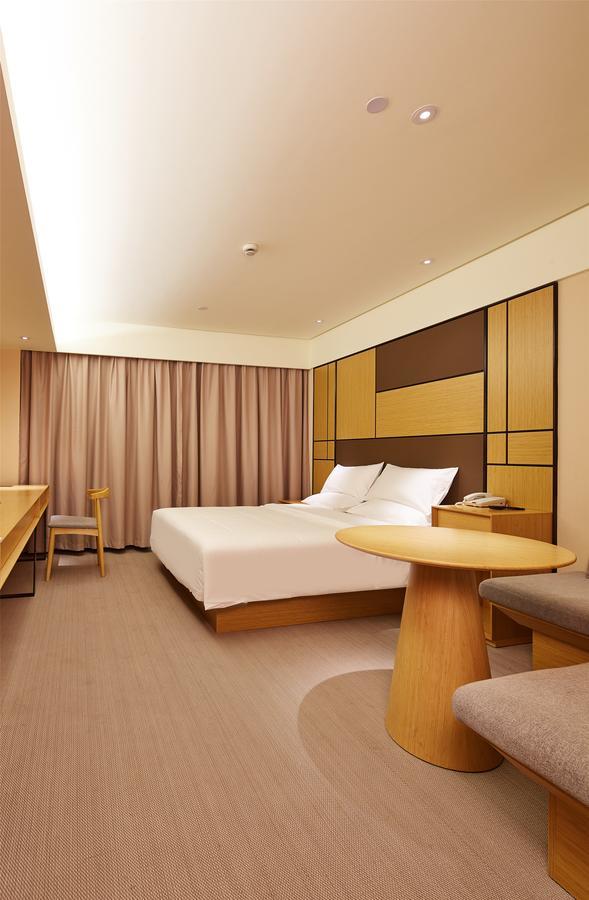 Ji Hotel Shanghai Hongqiao Transport Hub Linkong Zone Dış mekan fotoğraf
